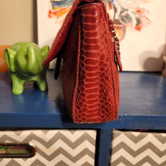 NEW Folli Follie red suede snakeskin shoulder bag - Picture 2 of 10